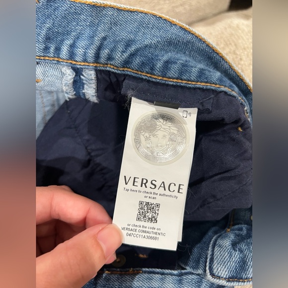 Versace straight legged Jeans - Picture 3 of 6